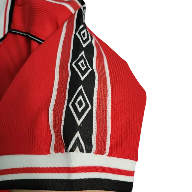 Manchester United 1999 kit - Retro Jersey Home Fan Version