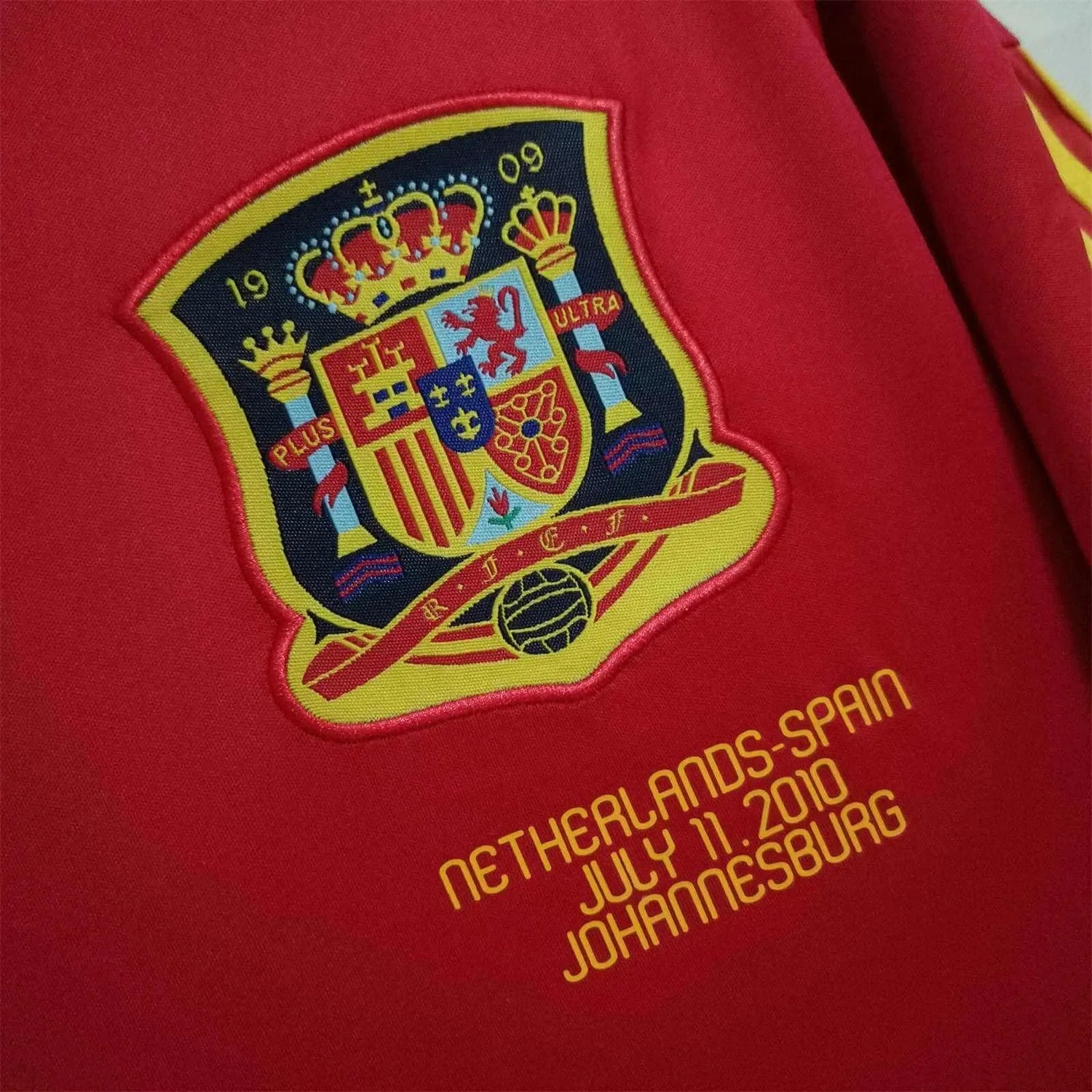 Spain 2010 kit - Retro Jersey World Cup Home Fan Version
